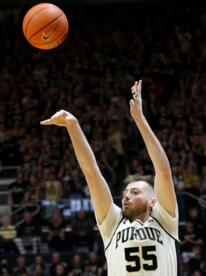 Sasha Stefanovic hits a three-pointer against Indiana on Saturday. (USA TODAY Sports)
